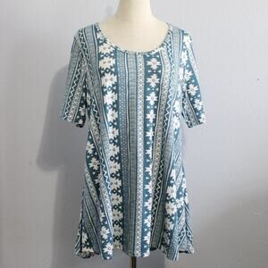 LuLaRoe Short Sleeve Aztec Print Tunic Hi Lo Top Size L